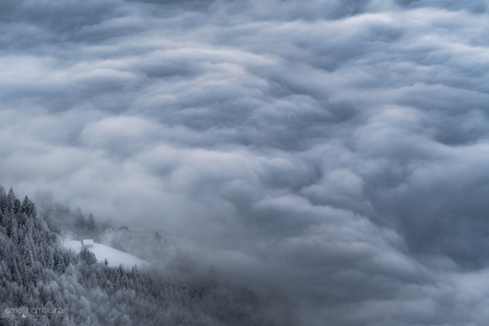 Niederbauen, Zentralschweiz, Winter, Winterlandschaft, Landschaftsfotografie, Sonnenuntergang, Sunrise, Nebelmeer, Fujifilm, Fuji X-Pro2, Alpen, Bergsicht, Landschaftsfotograf, Landscape, Swiss Landscape, Schweiz, Nidwalden, Vierwaldstättersee, Nebel