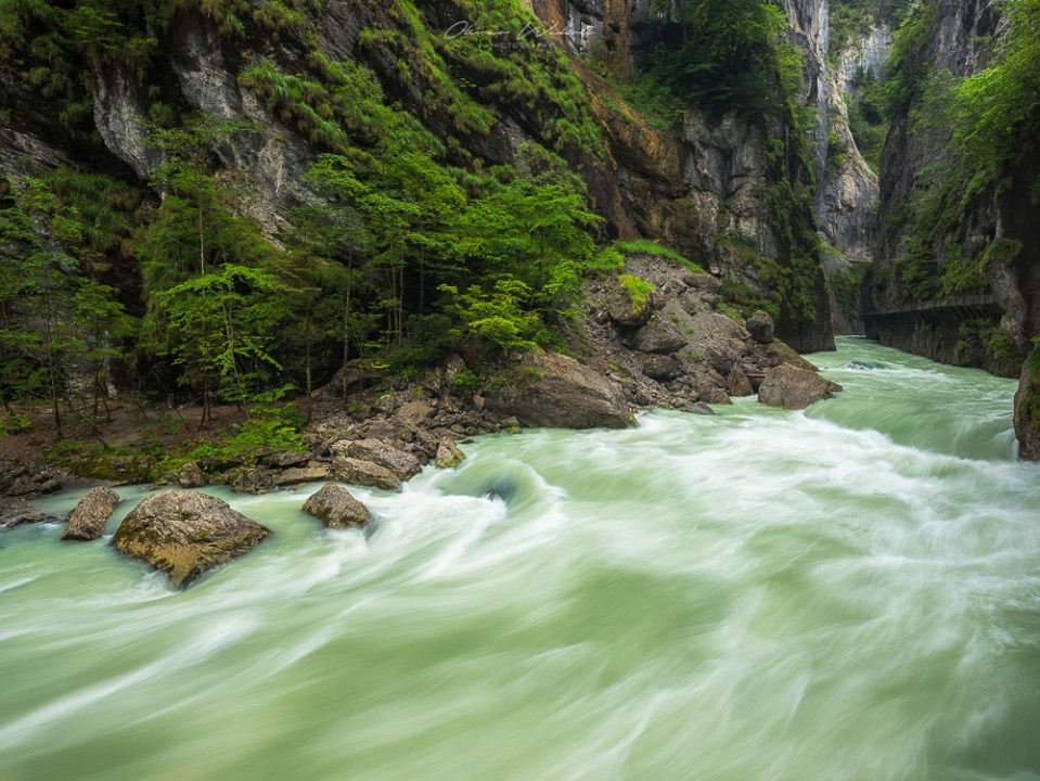 Aareschlucht, Aare, Fluss, Schweiz, Landschaftsfoto Aareschlucht, Fotografie Aareschlucht, Berner Oberland, Schweiz, Landschaftsfotografie, Fujifilm, Fluss, Wasserfotografie