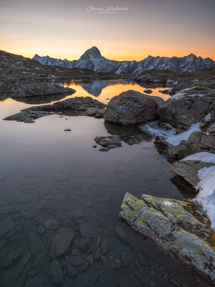 Bietschhorn, Bergsee Spiegelung, sonnenaufgang, sunrise, wallis, lötschenpass, fujifilm gfx landscape, gfx landscape photography, lötschental, schweiz, schweizer landschaft, swiss landscape, landschaftsfotografie schweiz, landschaftsfotografie wallis